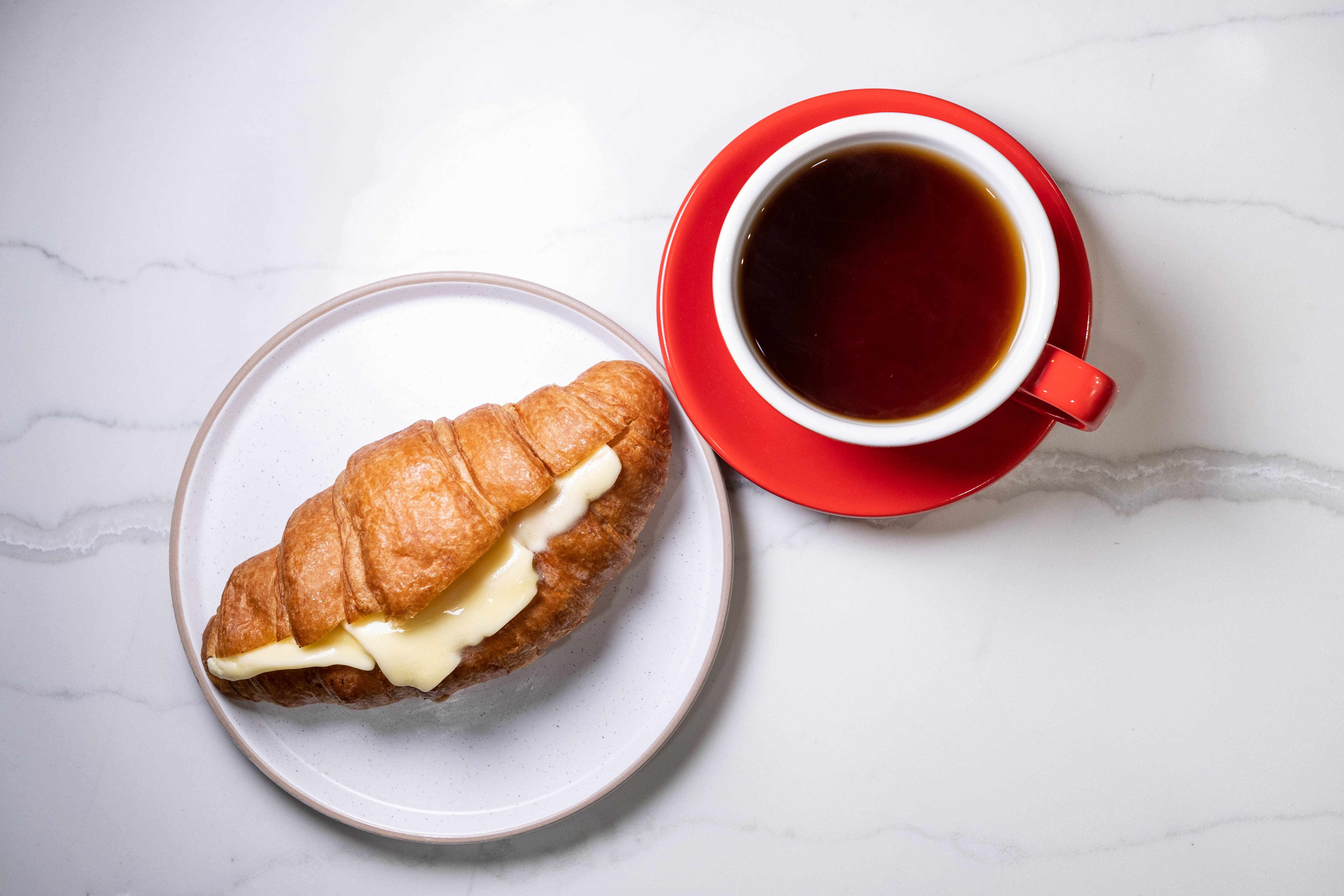 牛油牛角包  Butter Croissant